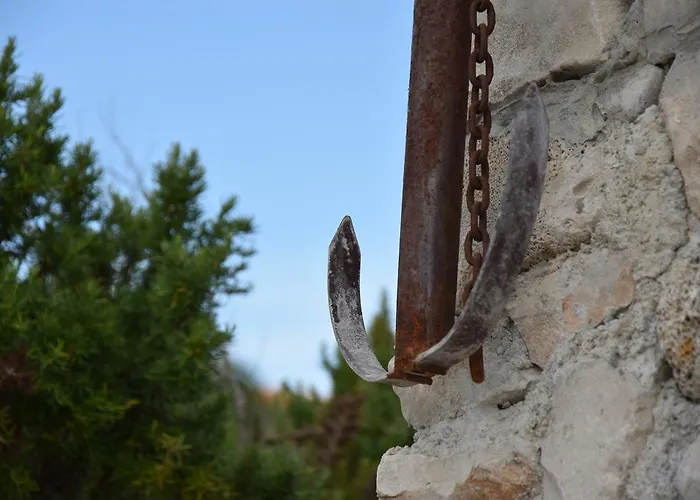 Mono Kai Triangle Trogir